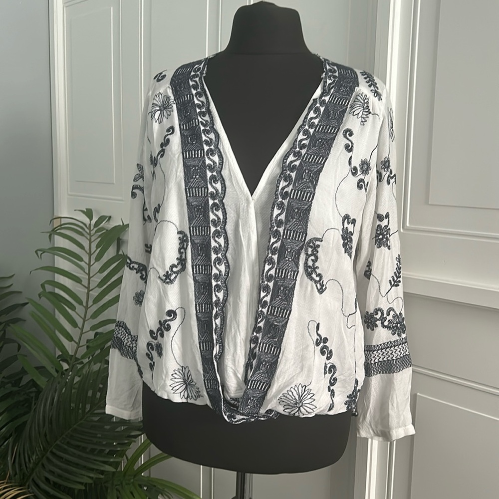 TRY b blouse